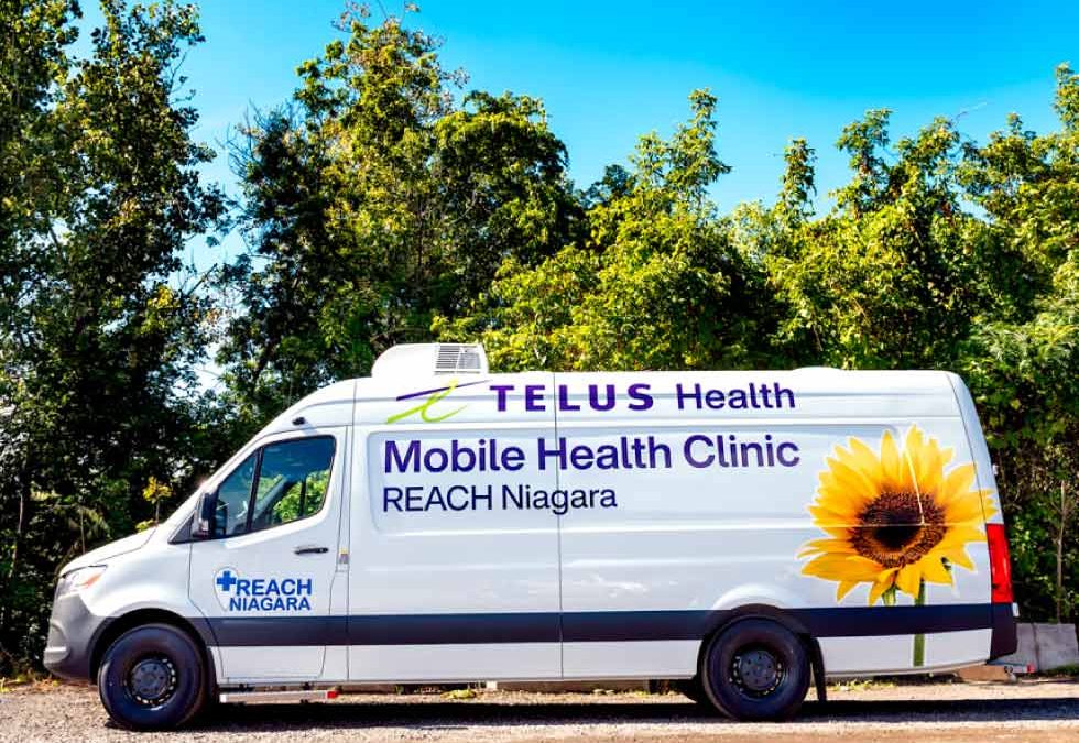 TELUS and REACH Niagara launch new Mobile Health Clinic to provide healthcare to the homeless